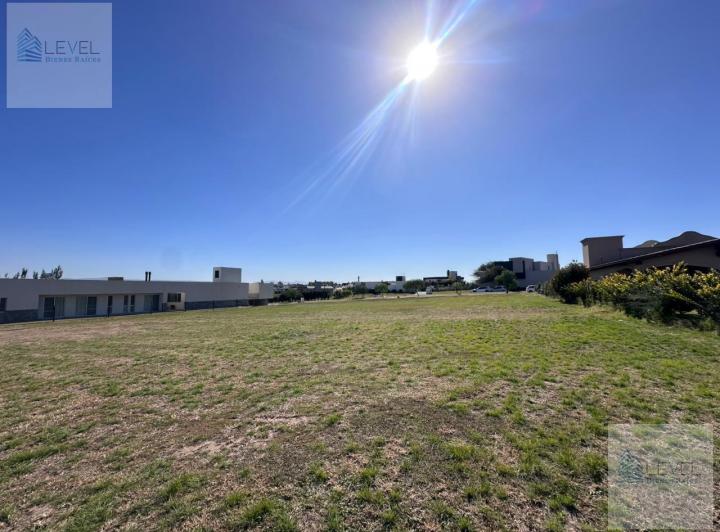 Terreno · 1500m²