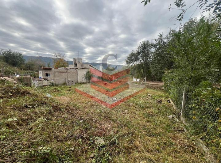 Terreno · 323m²