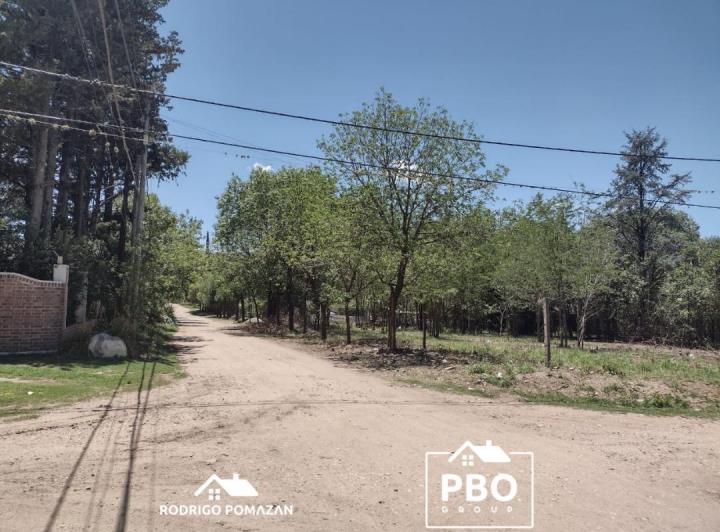 Terreno · 840m²
