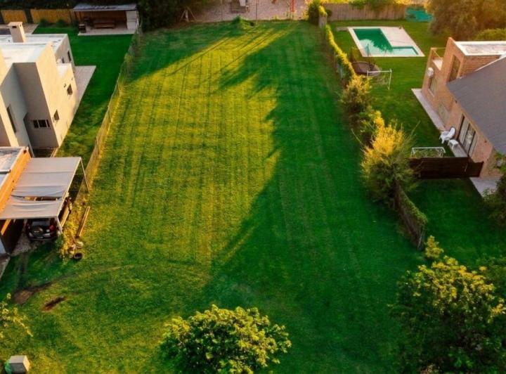 Terreno · 708m²