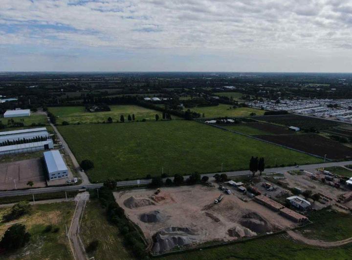 Terreno · 76812m²