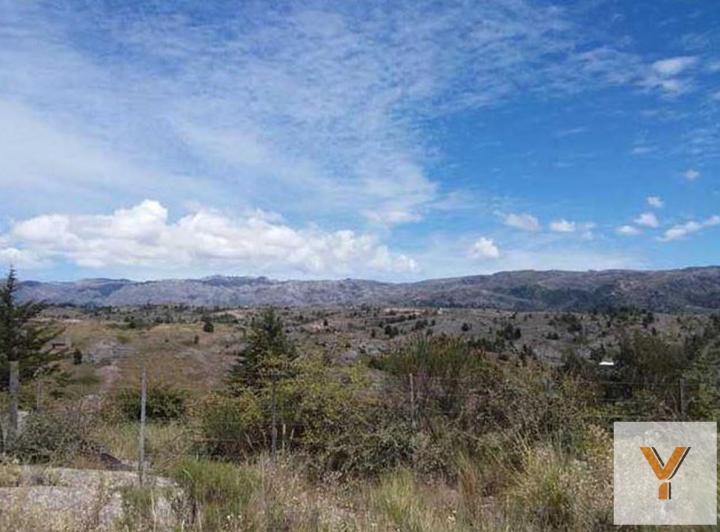 Terreno · 870m²