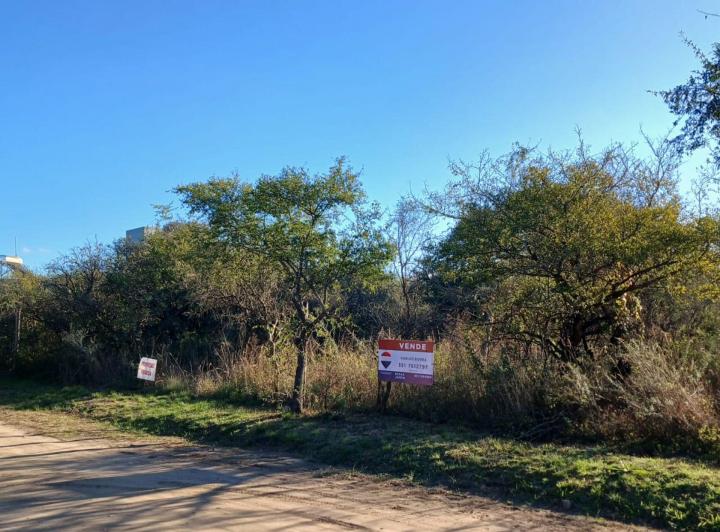 Terreno · 420m²