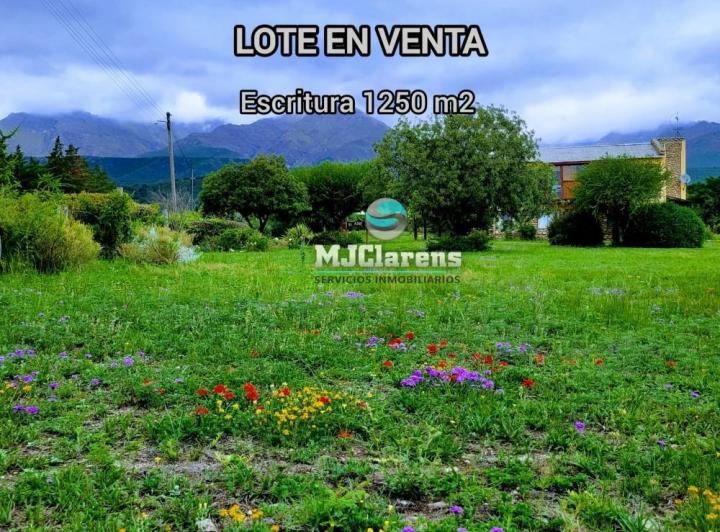 Terreno · 1279m²