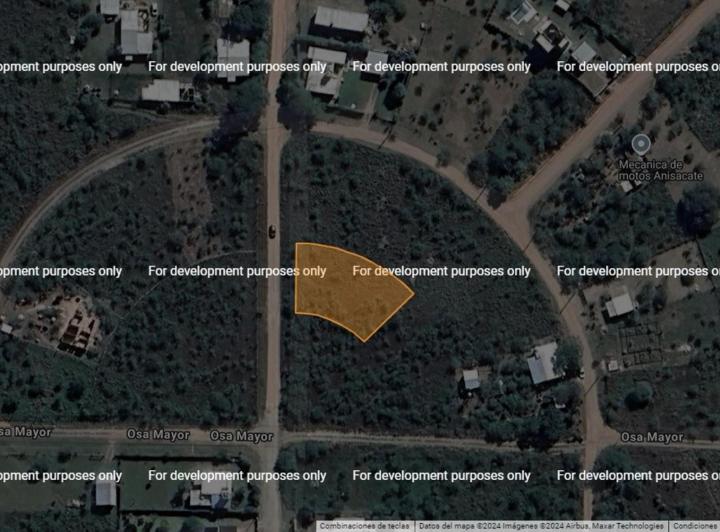 Terreno · 726m²