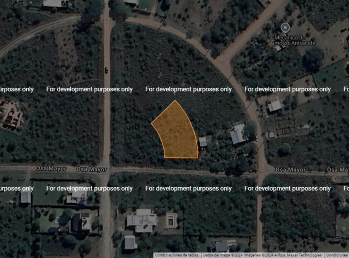 Terreno · 725m²