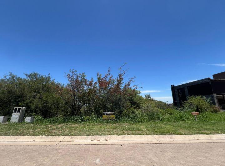 Terreno · 1070m²