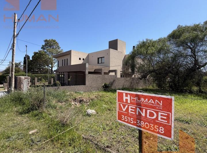 Terreno · 777m²