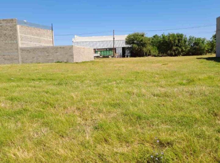 Terreno · 400m²