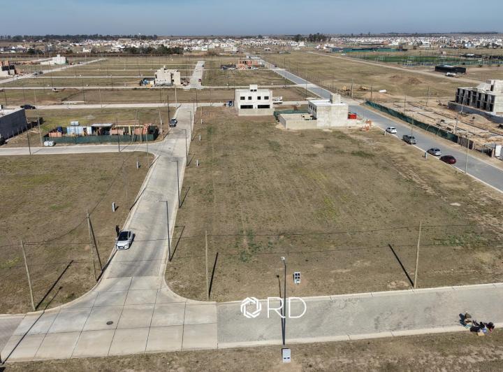 Terreno · 300m²