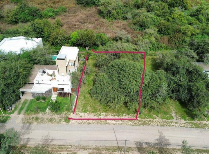 Terreno · 450m²