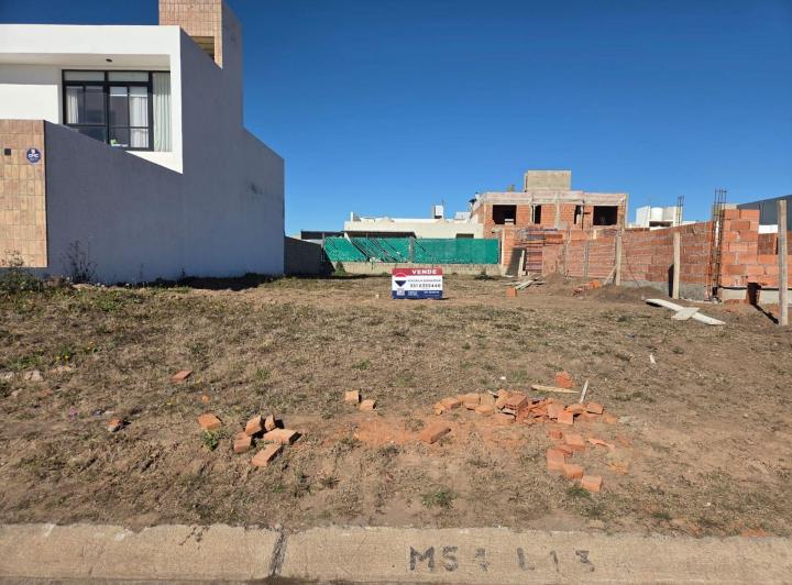 Terreno · 360m²