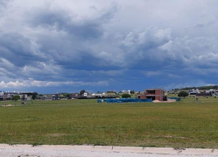Terreno · 1353m²