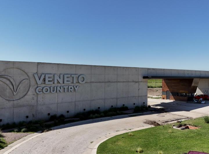 Terreno · 375m²