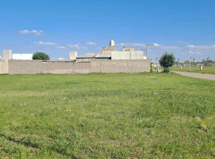 Terreno · 384m²