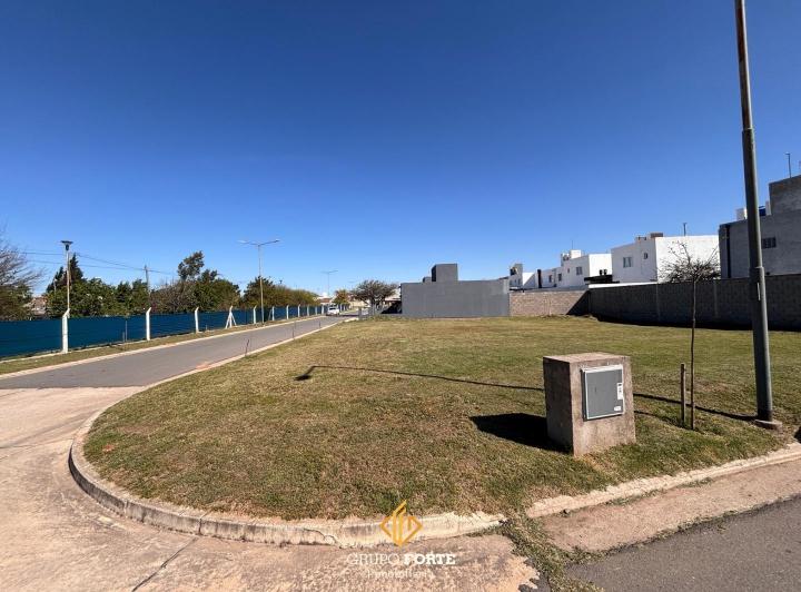 Terreno · 475m²
