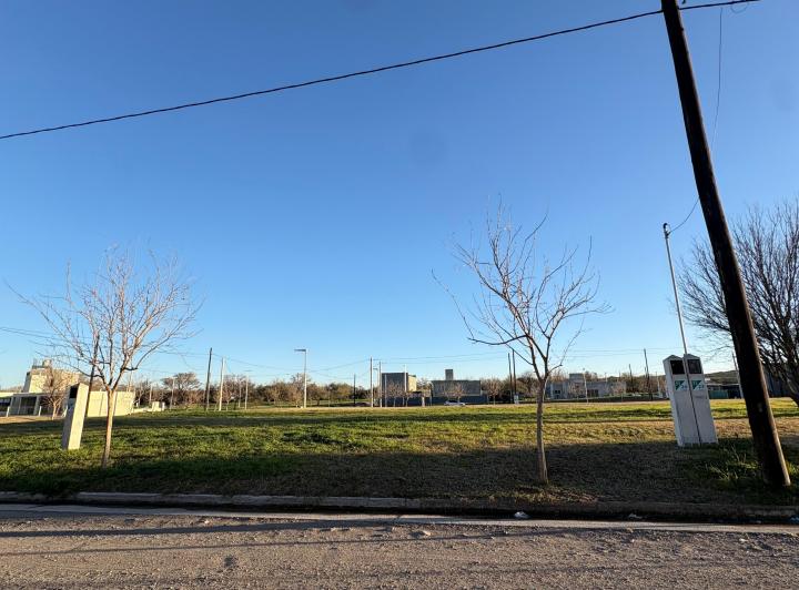 Terreno · 408m²