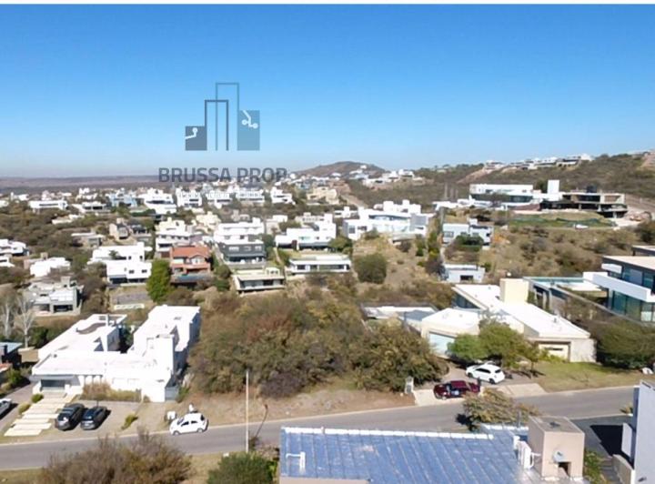 Terreno · 1250m²