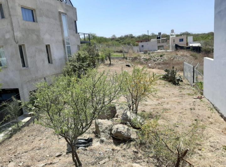 Terreno · 400m²