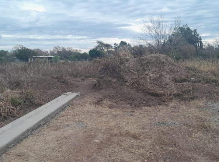 Terreno · 1400m²