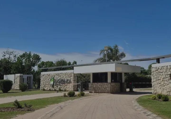 Terreno · 1850m²