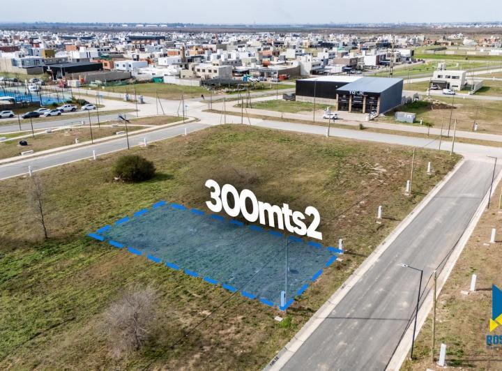 Terreno · 300m²
