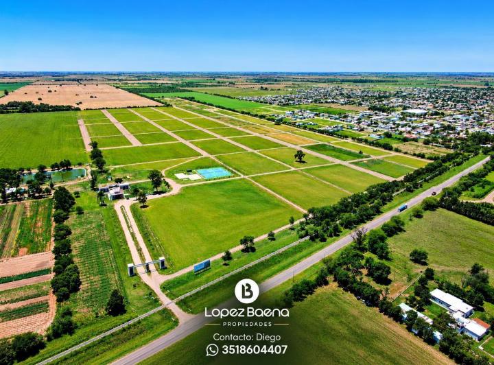 Terreno · 366m²