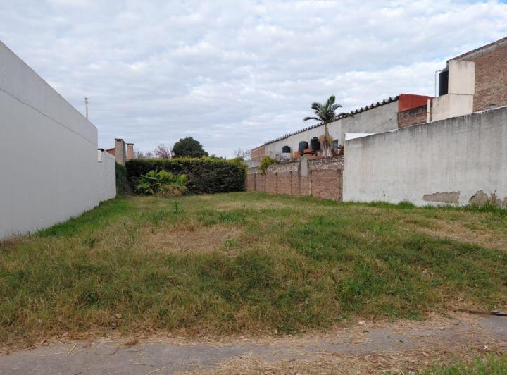 Terreno · 349m²