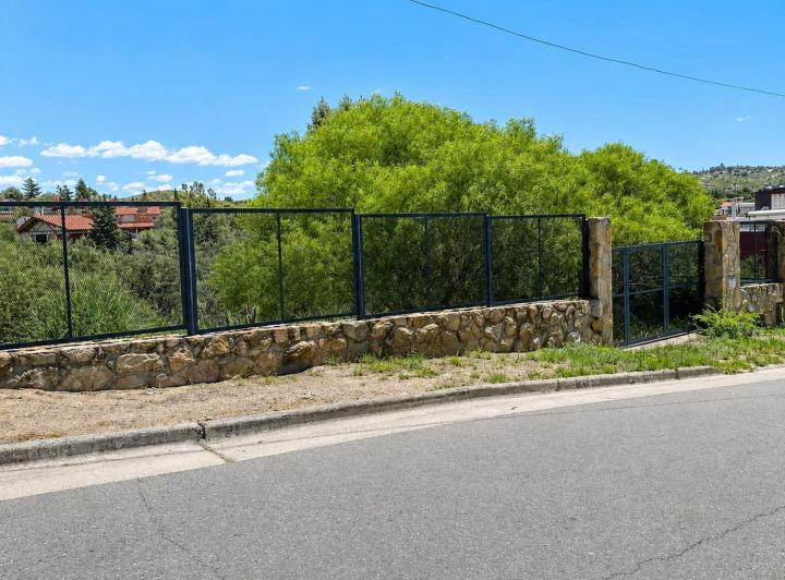 Terreno · 923m²