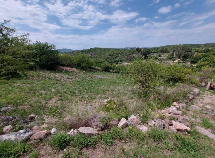 Terreno · 600m²