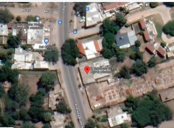 Terreno · 300m²