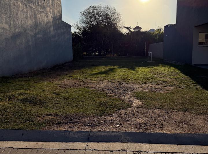 Terreno · 250m²