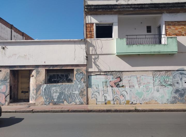 Terreno · 387m² · 12 Ambientes · 1 Cochera