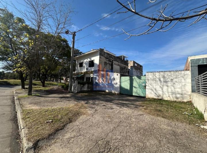 Terreno · 407m²