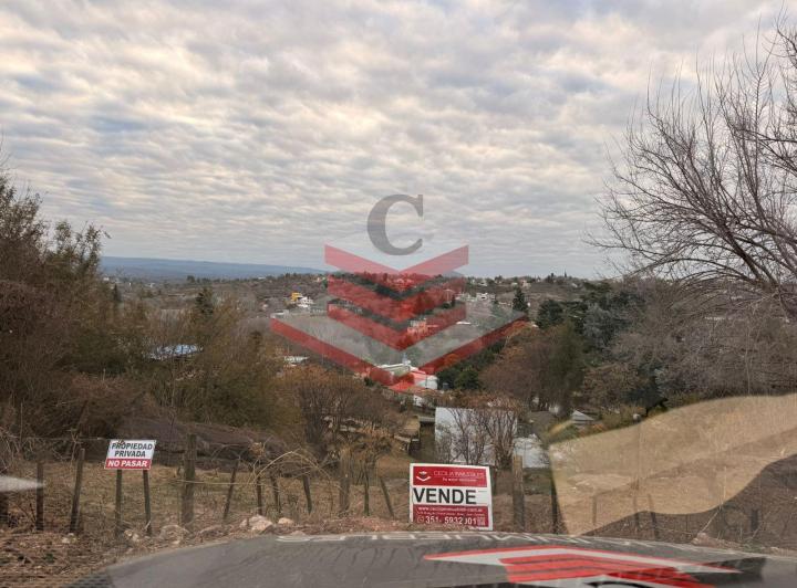 Terreno · 609m²