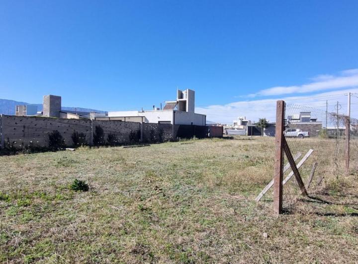 Terreno · 662m²