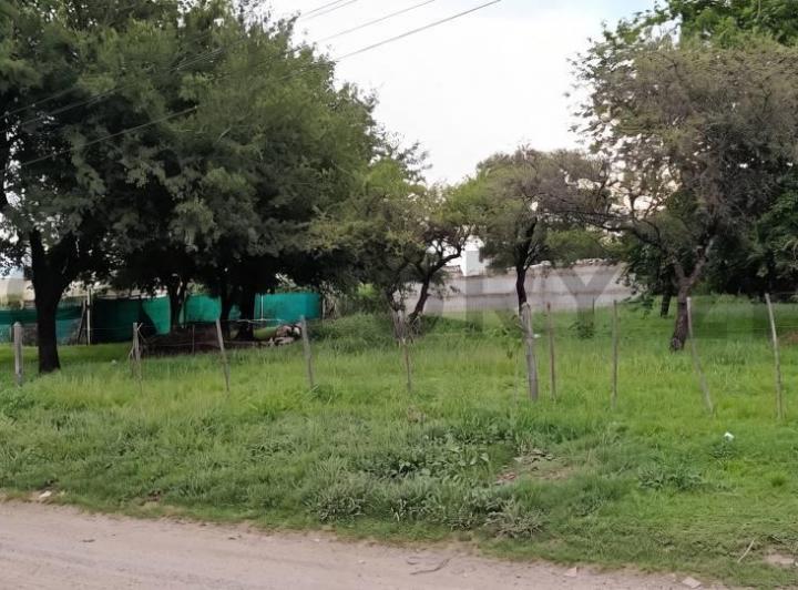 Terreno · 562m²