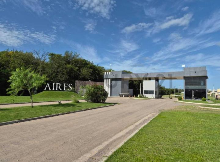 Terreno · 476m²