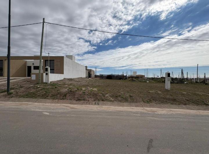 Terreno · 252m²