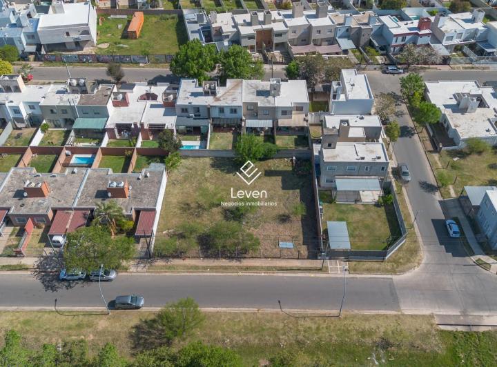 Terreno · 360m²