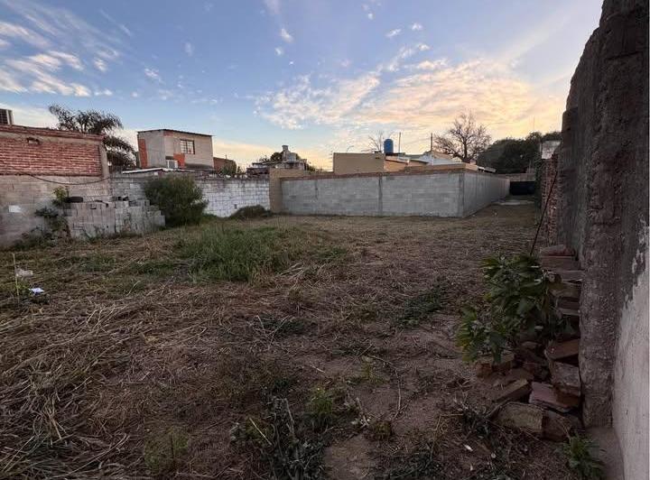 Terreno · 300m²