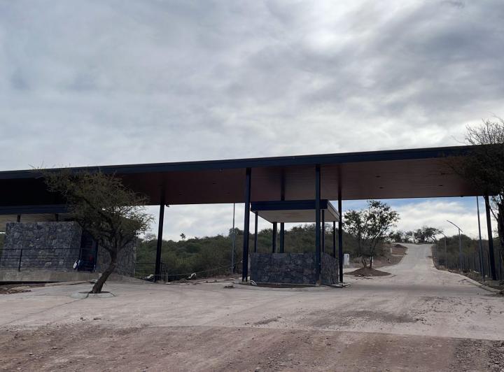Terreno · 1430m²