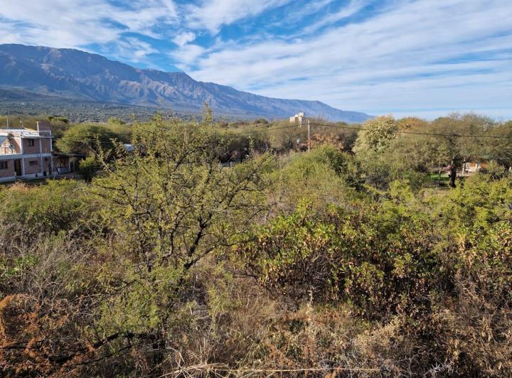 Terreno · 888m²