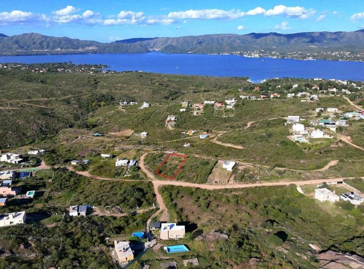 Terreno · 852m²