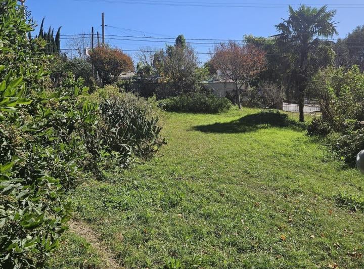 Terreno · 764m²