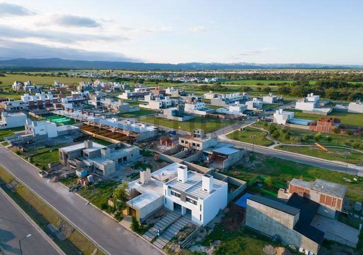Terreno · 250m²