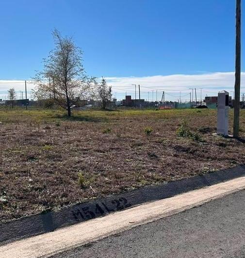 Terreno · 300m²
