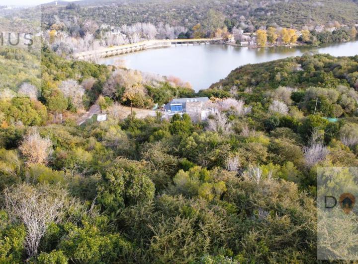 Terreno · 900m²