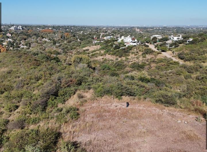 Terreno · 5600m²