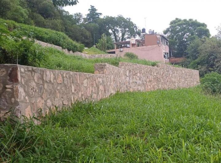 Terreno · 1320m²